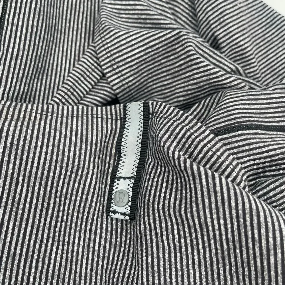 LULULEMON Vinyasa Scarf Wrap Zipper Gold Stripes Black Gray Stretch Multi Way